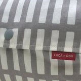 【M】北欧風スクエア柄グレー/抱っこひも収納カバー「ルカコ」1047-11