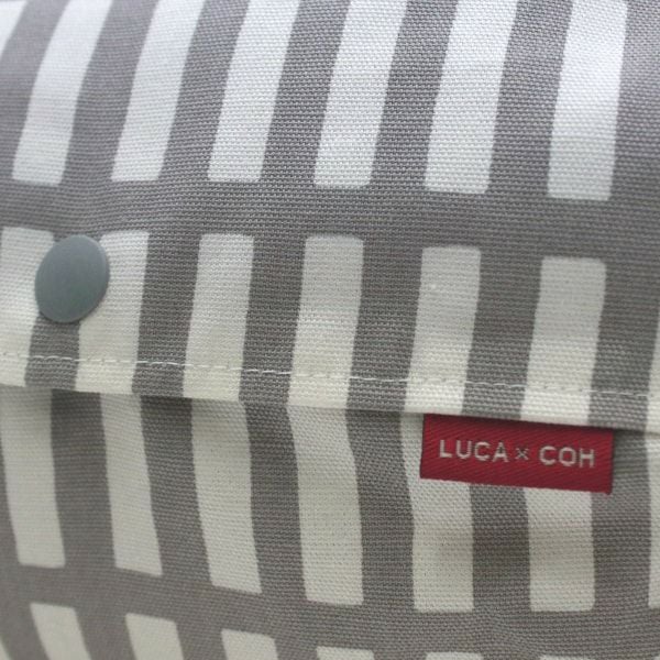 【M】北欧風スクエア柄グレー/抱っこひも収納カバー「ルカコ」1047-11