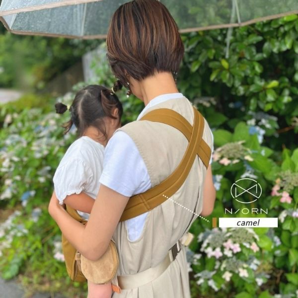 ノルン(N/ORN)抱っこ紐バッグ(日本製)【キャメル】ヒップシートになる