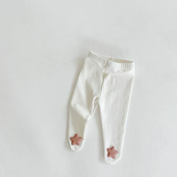 ベビーレギンスタイツ(足つきパンツ)リブレギンス60(66)70(73)80・90サイズ 男の子女の子用。おしゃれな立体的な星柄春夏秋冬オールシーズン用寒さ防寒対策にも 1000-41-18