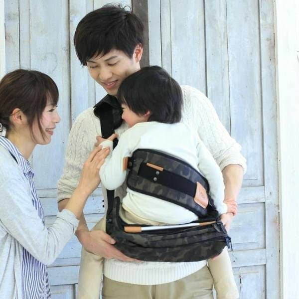 ダッコリーノ(daccolino)2歳から5歳 20kgまで使えるショルダーバッグ
