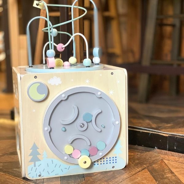 おもちゃ箱 3WAYへんしん知育ボックス くまのプーさん｜ベビートイ｜限定品や新作