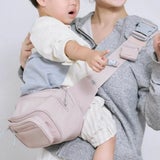 ポムル(POMULU)ヒップシートショルダーバッグ【ブラッサムピンク】6ヵ月～1歳2歳3歳4歳20kgまで抱っこ補助できる2wayヒップシート、おしゃれなボディバッグ・ウエストポーチ【イニシャルチャーム付き】1000-57-09